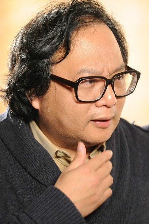 Lam Chiu-Wing as Magazine Editor-in-chief