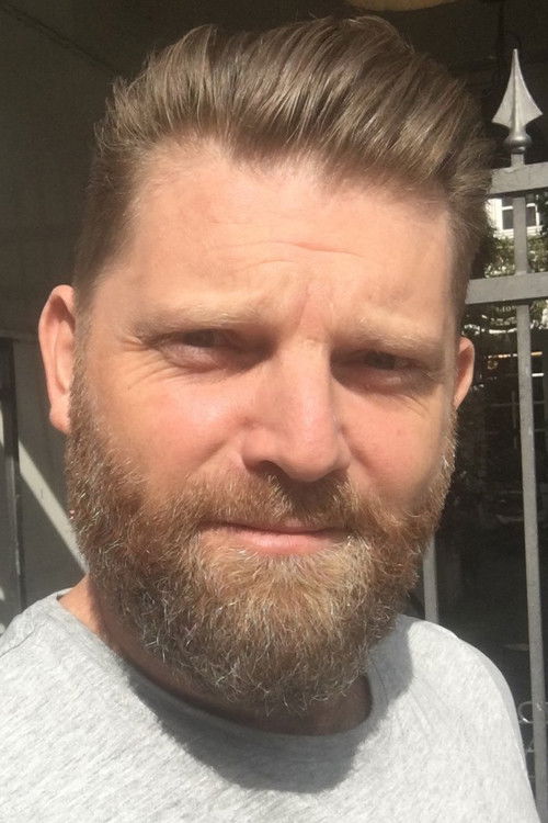 Rasmus Kastberg as Lærer til fest