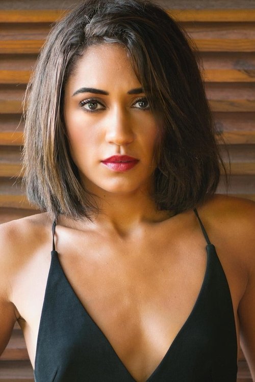 Joséphine Jobert as Yasmine