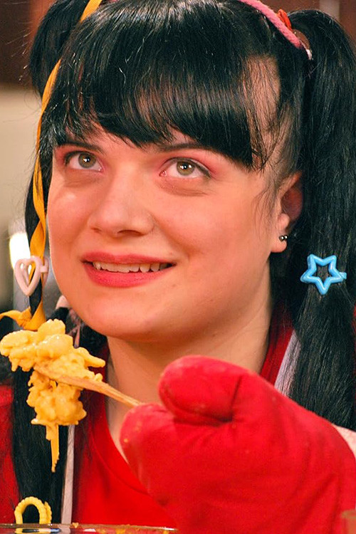 Megan Laesch as Psycho Woman