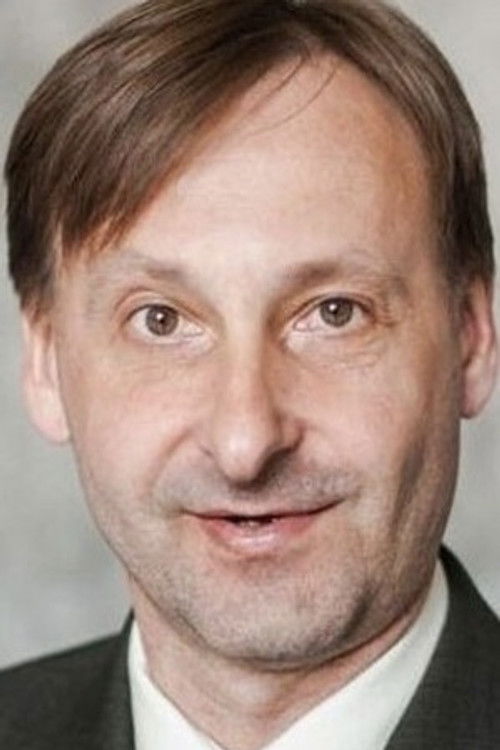 Sergey Novitskiy as Саша Бранкевич