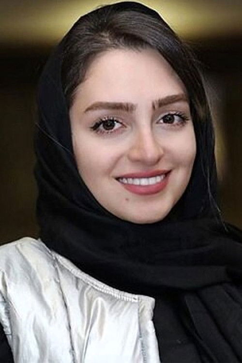 Nahal Dashti as Nafiseh