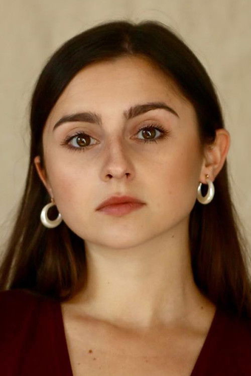 Karina Cherchevych as Masha