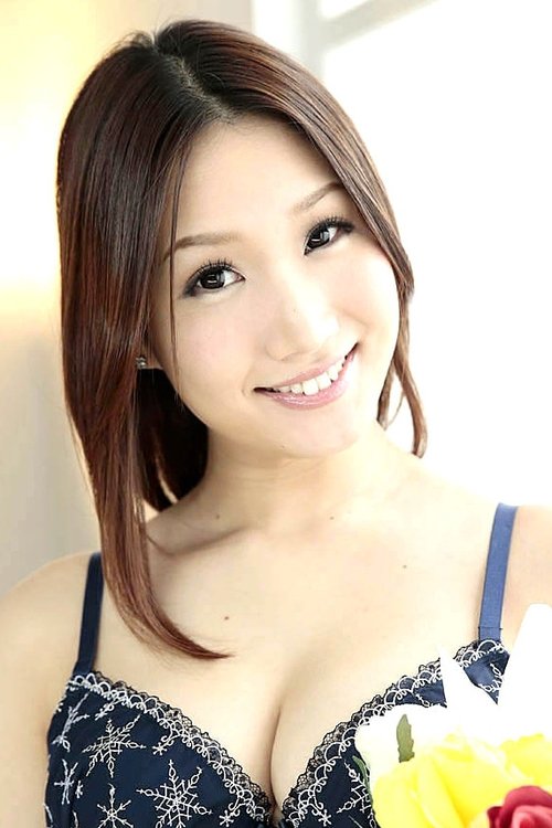 Mikuni Maisaki as Herself