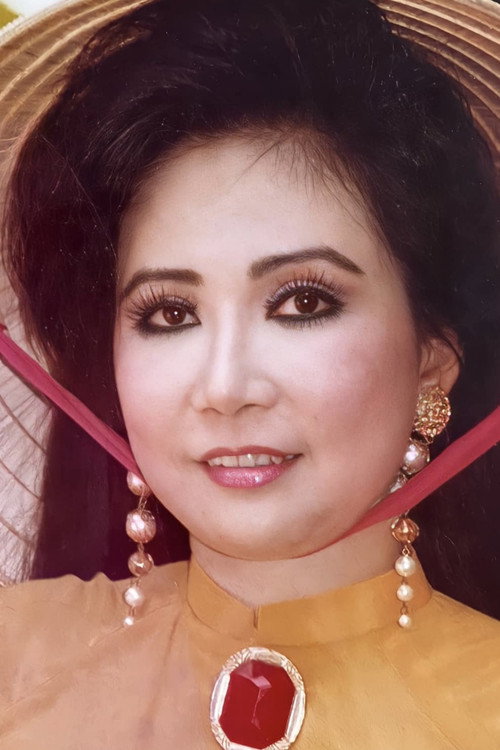 Thanh Kim Huệ as Miss Mussels (Thị Hến)