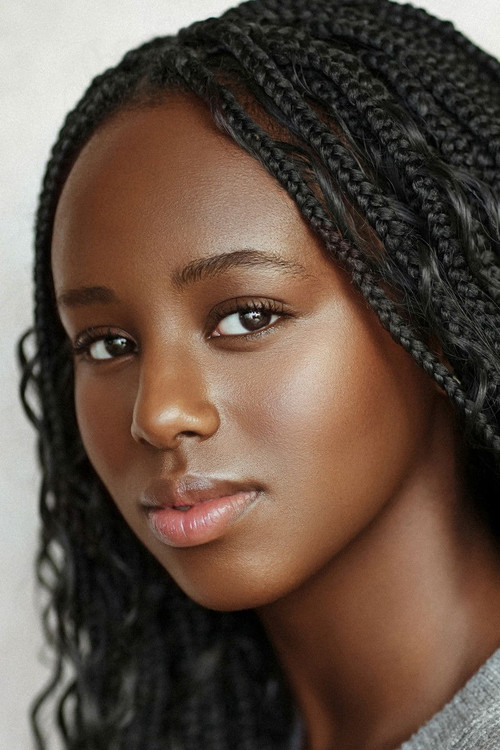 Yobdee  Marazzi as Sarah