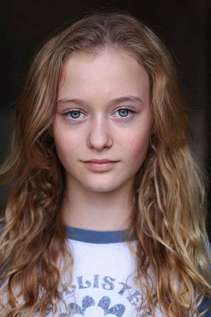 Milla Hammann as Isabel