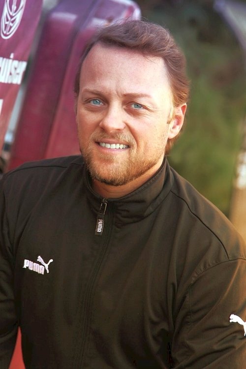 Joel Clark Ackerman as Cop