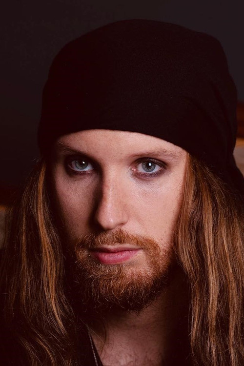 Jona Tee as Keyboards