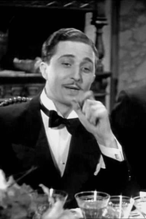 Pierre Feuillère as Léon