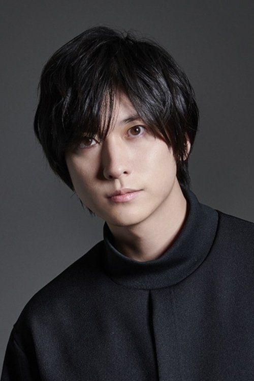 Ikkei Yamamoto as Hokuto Hidaka