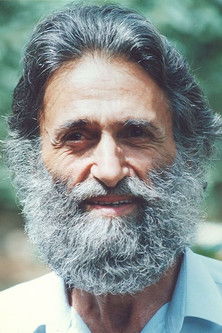 Isfandiyor Gulyamov as 