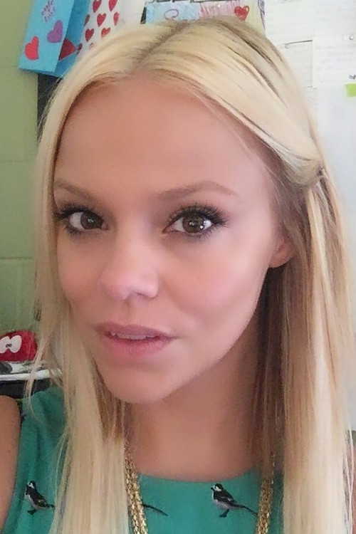 Allie Sheridan as Runaway Girl