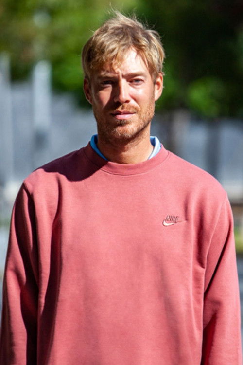 Erik J Pettersson as Erik J Pettersson