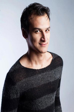 Kürşat Demir as Harun