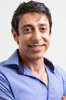 Cássio Scapin as Self / Nino (archive footage)