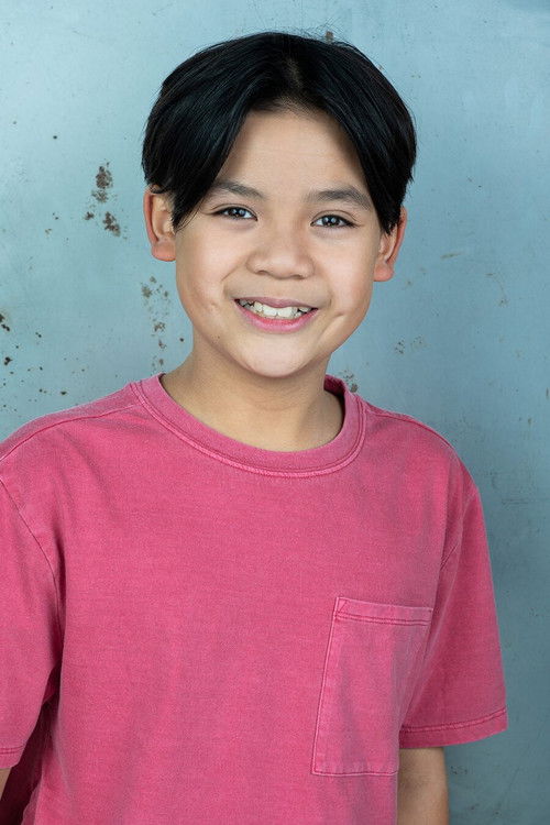 Roman Pesino as Eric