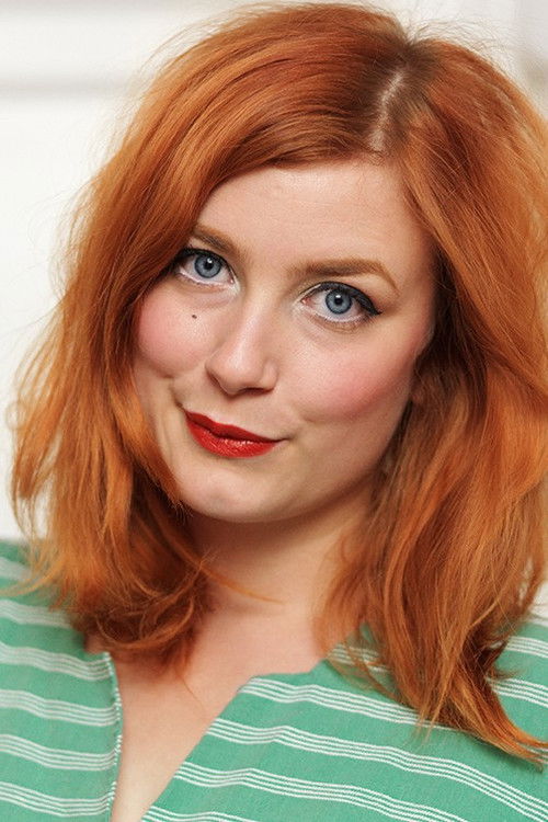 Elsa Billgren as Pia