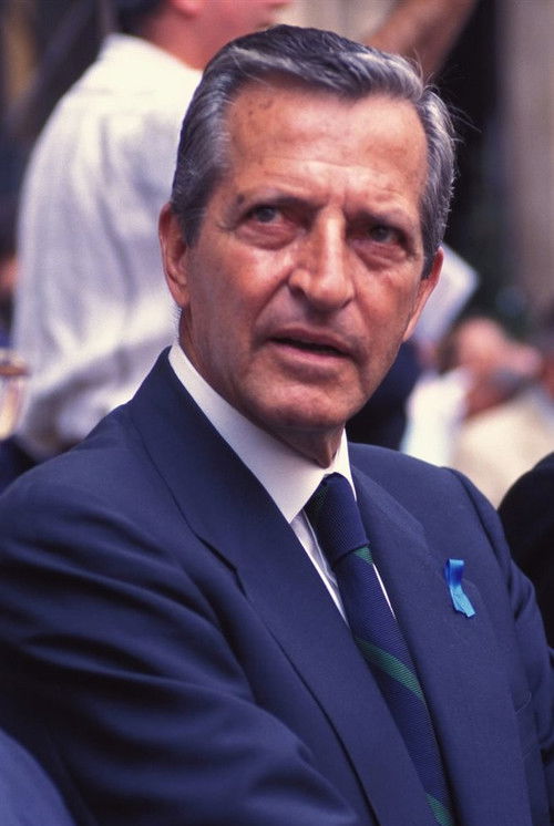 Adolfo Suárez as Himself (archive footage)