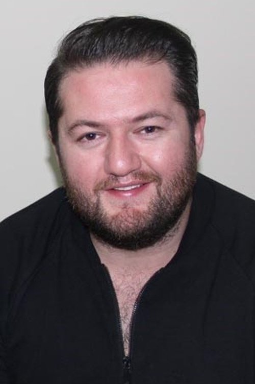 Ömer Başdoğan as Bertan