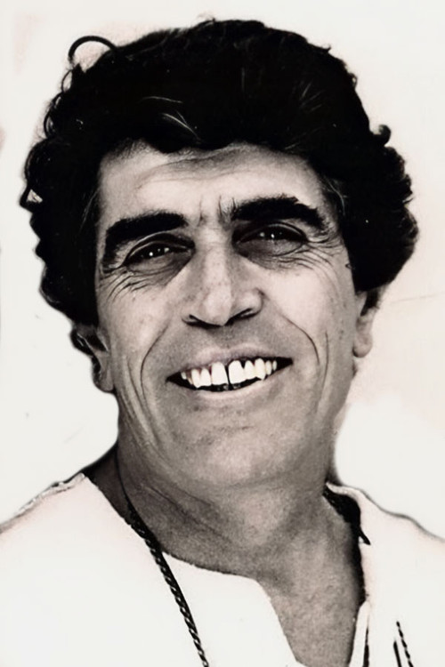 Hugo Midón as Ramos