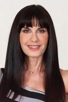 Katia Nikolaidou as Antzy Lambrou