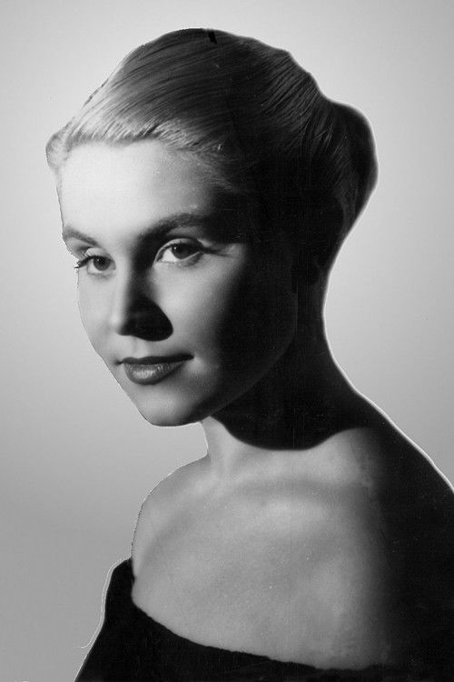 Nadine Basile as Natacha la soeur de Tania