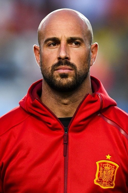 Pepe Reina as 