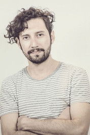 Fernando Jiménez Hidalgo as Hijo