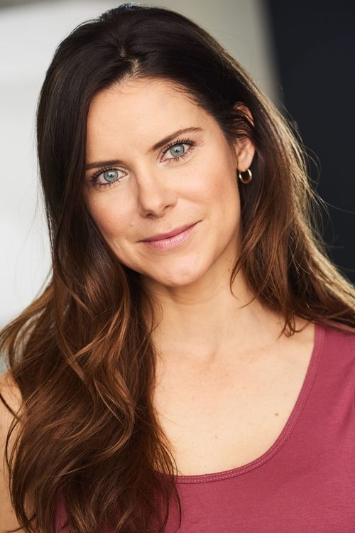 Elisabeth Hower as Eve