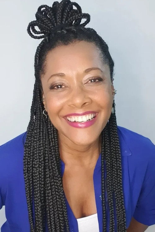 Elina de Souza as Mãe Bonifácia