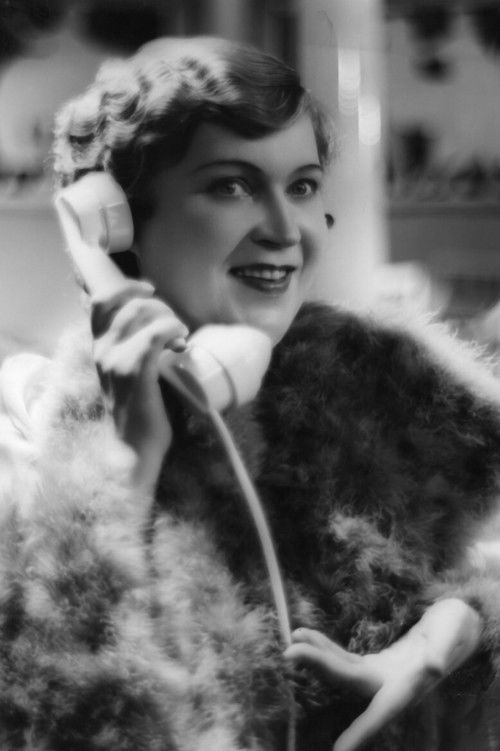 Elsa Rantalainen as Mrs. Maaheimo