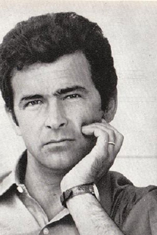 Iurie Darie as Matei