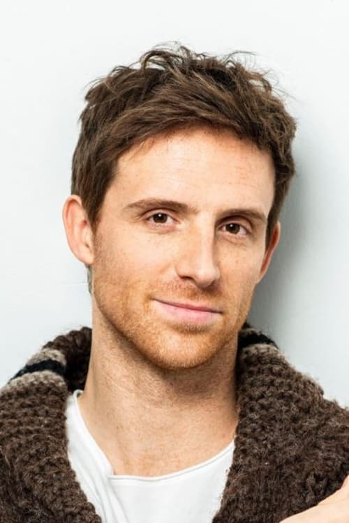 Adam Hurtig as Spencer Braxton