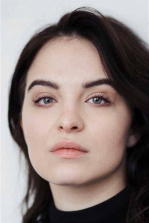 Leslie-Vanessa Lill as 