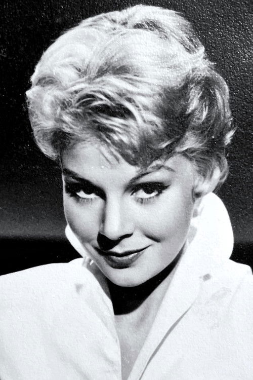 Evy Norlund as Suzanne Fontaine