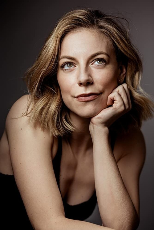 Kirsten Scott as Woman (voice)