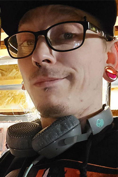 Gary Marohnic as Killer