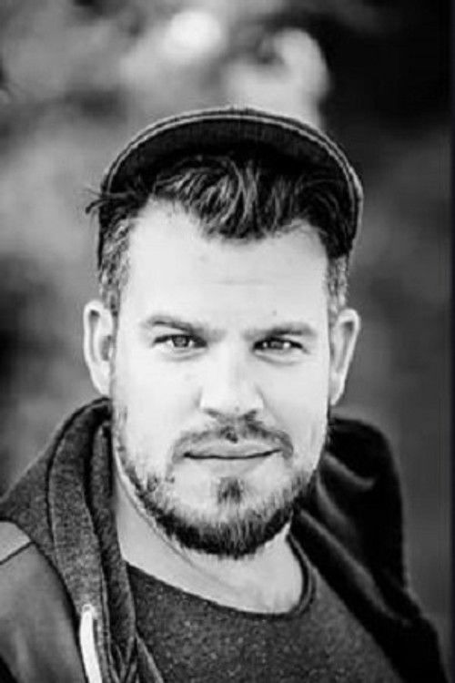 Grégory Ghezzi as Béraud