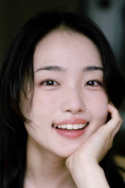 Kim Jeong-yeon as 