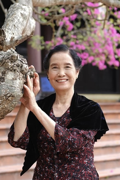 Ngọc Tản as Bà nội Đăng
