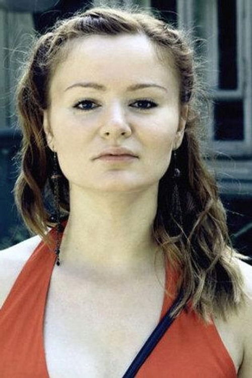 Iwona Siemieniuk as Ola