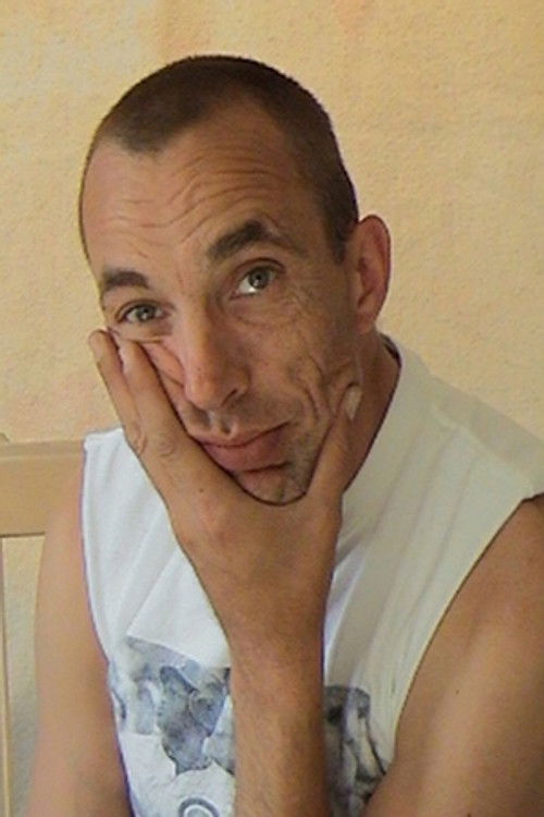 Micheal Kott as Psychic