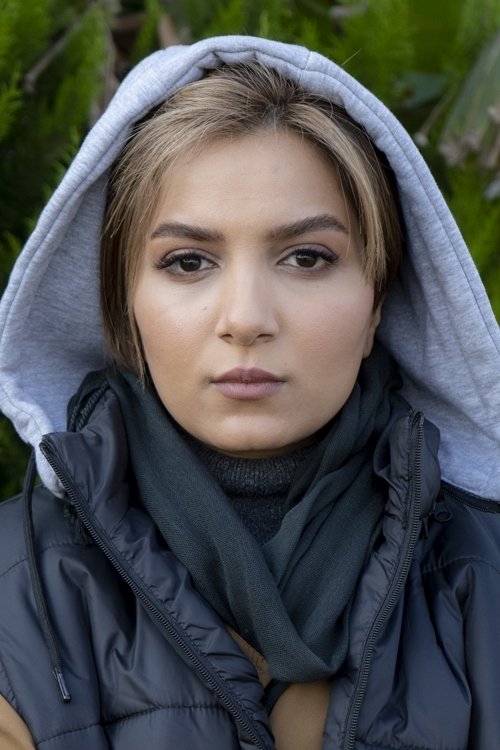 Nafiseh Zare as Raha