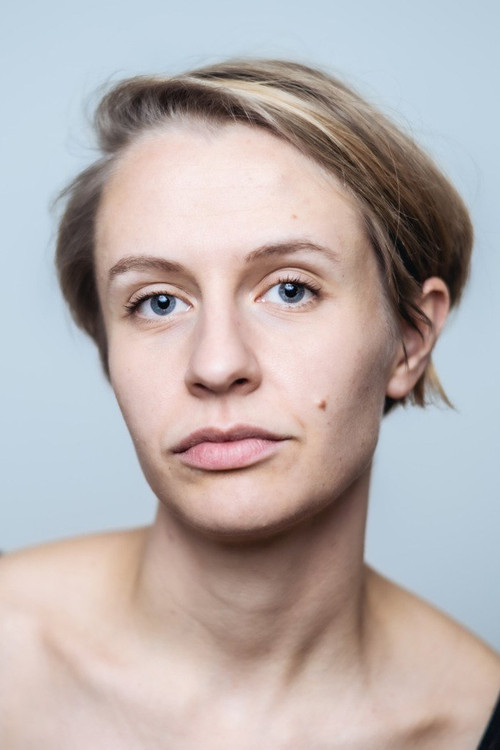 Milada Vyhnálková as 