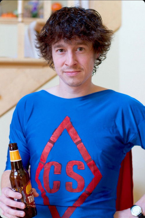 Elliot Diviney as Bobby 'the Twerp' Perkins