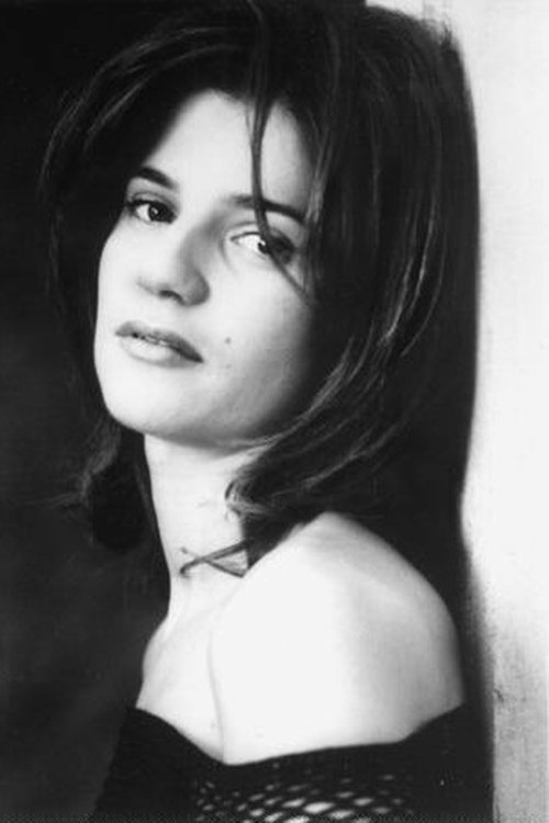 Elodie Treccani as Rosy Brenta