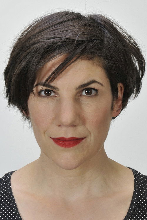 Eva Mende as Maria Schneider