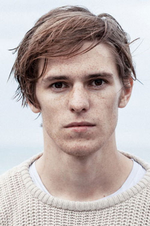 Adrien Dantou as Elyo