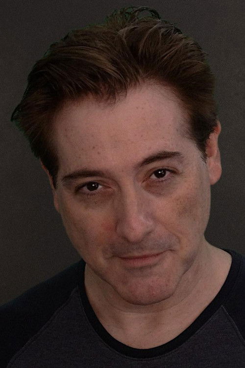 Jeff Essex as Kurtis Gill